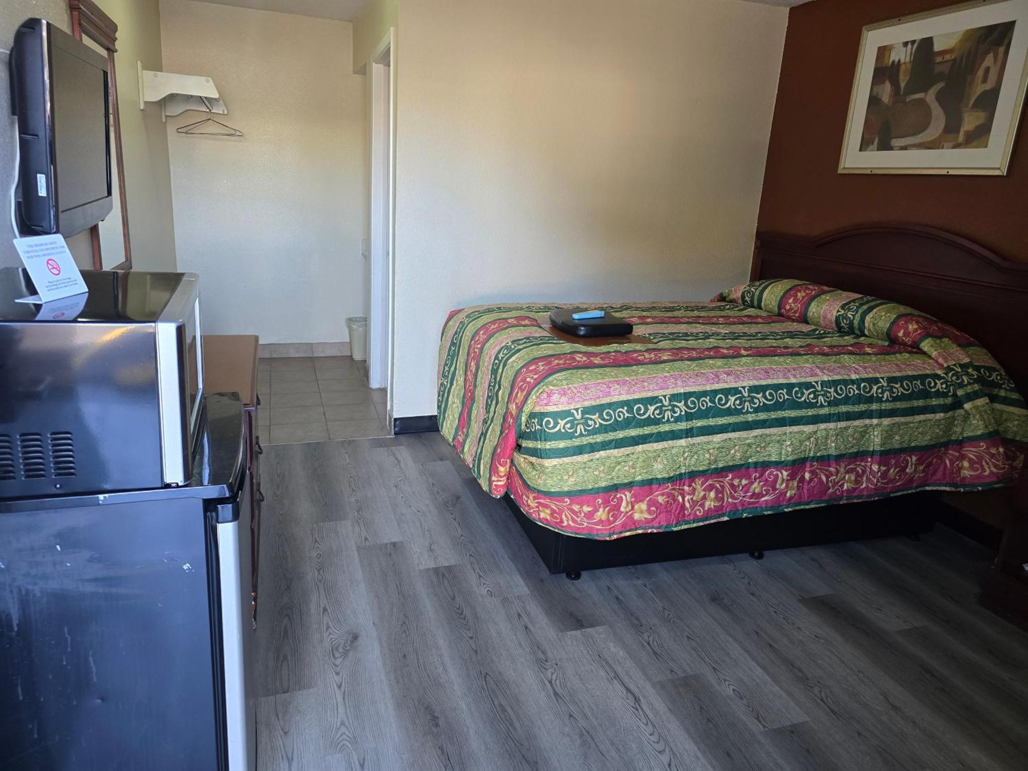 Carpet Inn Opelika Zewnętrze zdjęcie