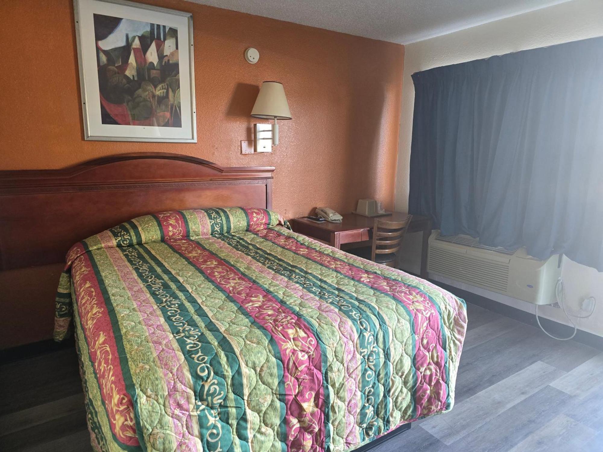 Carpet Inn Opelika Zewnętrze zdjęcie
