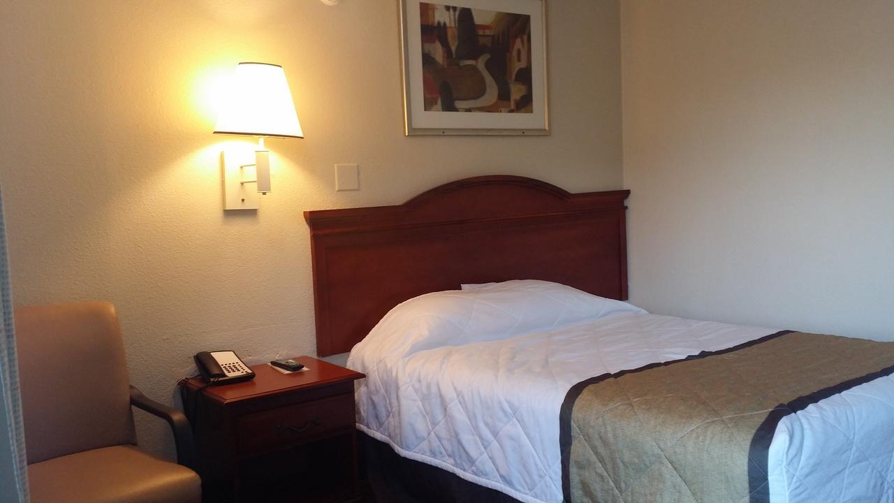Carpet Inn Opelika Zewnętrze zdjęcie